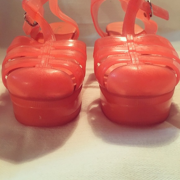 VTG 90's platform jellies. - Picture 3 of 6